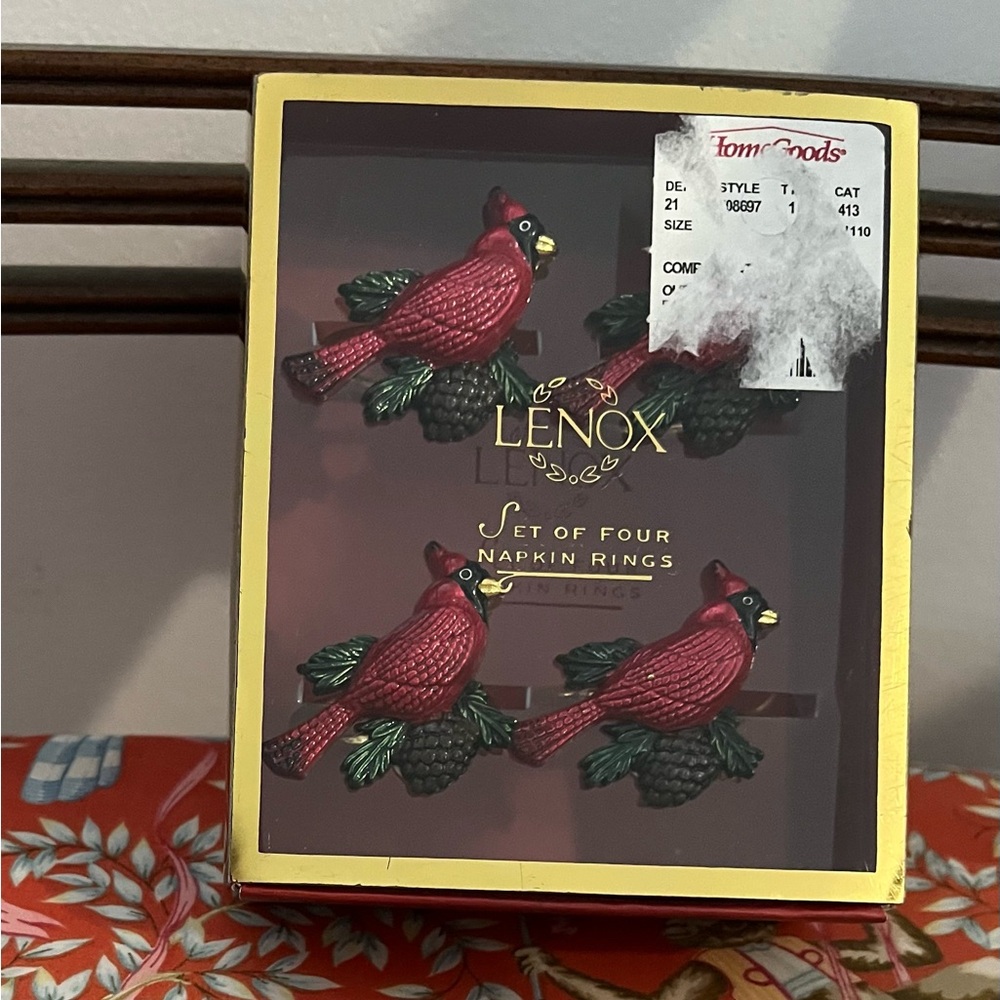 Lenox cardinal napkin rings set of 4